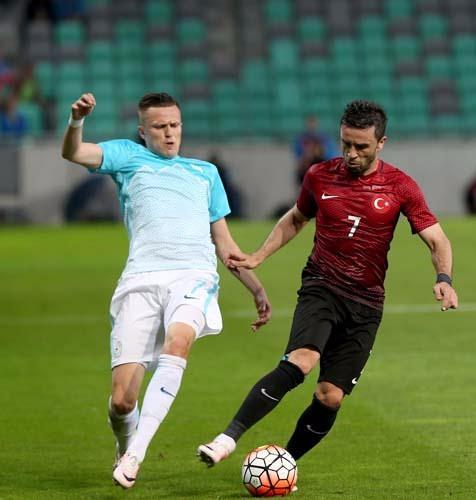 <p><strong>Gökhan Gönül – Ger-kan Ger-nool</strong><br />
</p>