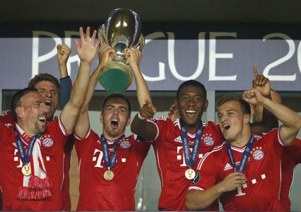 <p>PHILIP LAHM</p>

<p>''Beni bu sezon sık sık maç yapmak değil de sık sık kupa kaldırmak yordu... "</p>
