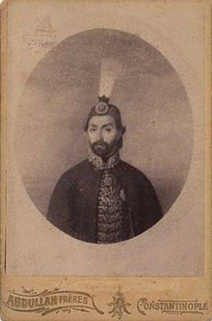 <p>31. Osmanlı padişahıdır. Tanzimat Dönemi’ni başlatan sultan 25 Haziran 1861′de babası İkinci Mahmud gibi veremden öldü.</p>

<p> </p>
