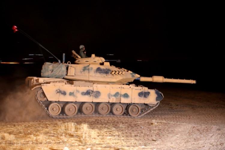 <p>Rejim adına İran’a bağlı paramiliter güçlerin bölgeye gelmesi bekleniyor.</p>