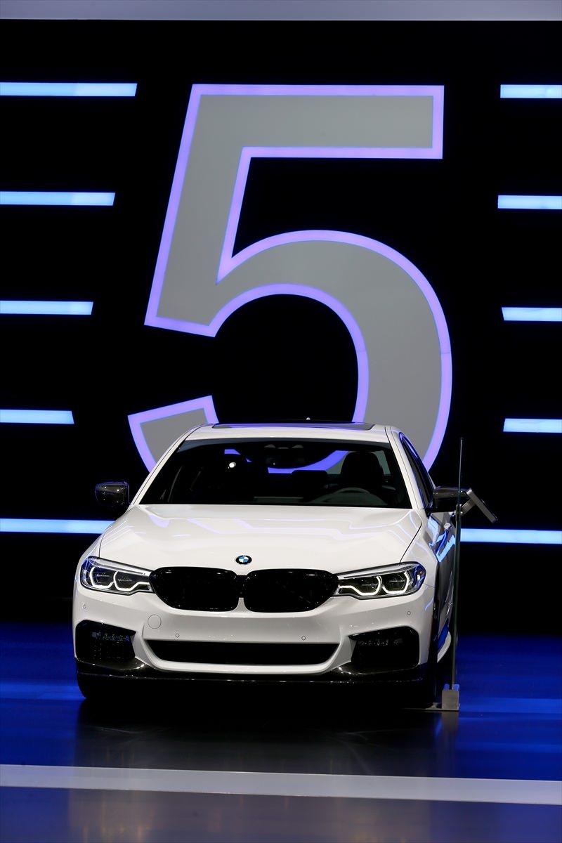 <p>BMW 5</p>
