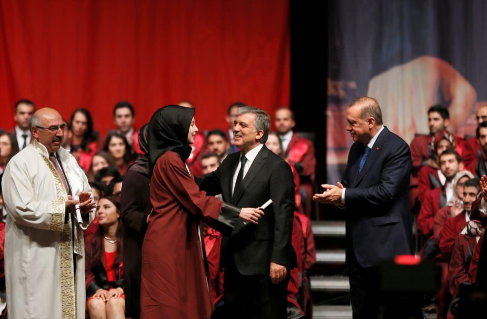 <p>İŞTE DİPLOMA TÖRENİNDEN KARELER...</p>
<p> </p>