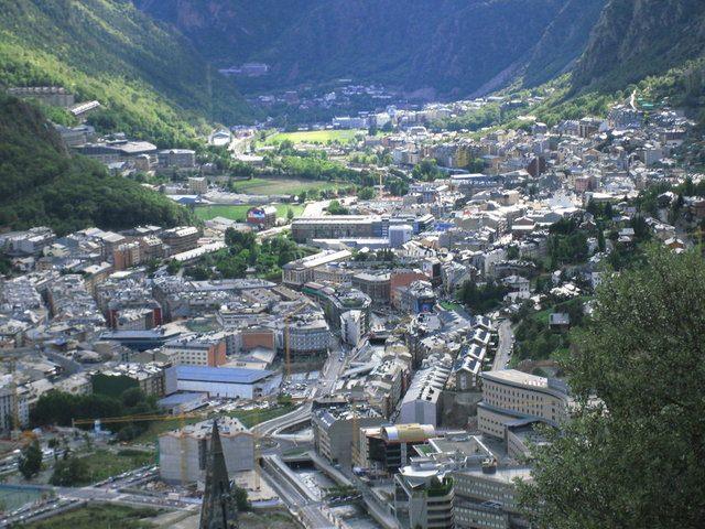 <p>83-Andorra la Vella, Andorra</p>
<p>2013 ziyaretçi sayısı: 2,328.1</p>
<p>2014 ziyaretçi sayısı: 2,397.9</p>