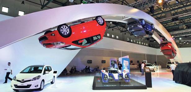 28 Ekim'de otomobil tutkunlarına kapısını açan İstanbul Autoshow'da en ilgi gören otomobilleri sizler için derledik... İşte araba tutkunlarını kendisine çeken otomobiller ve fiyatları..