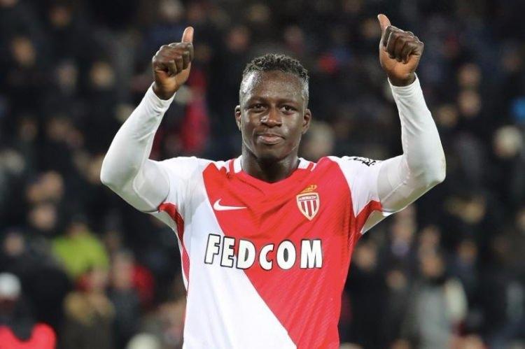 <p>Benjamin Mendy</p>

<p>Manchester City'e</p>
