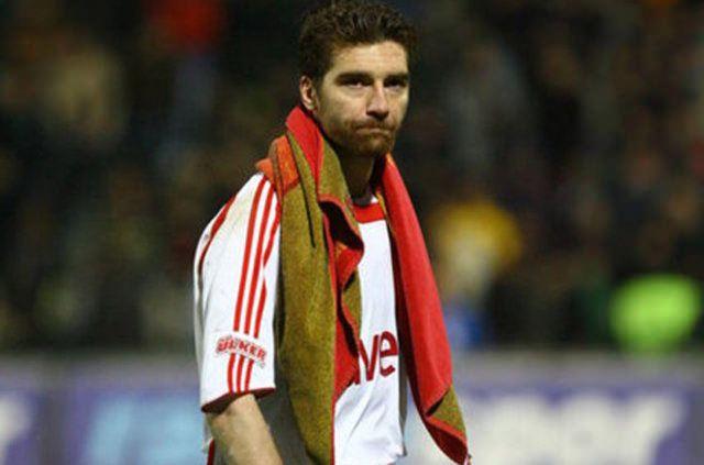 <p>Morgan De Sanctis - Yaşı: 39 - Takımı: Monaco (Fransa)</p>