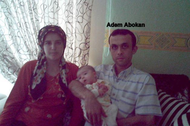 <p>Bazı maden iş&ccedil;ileri maden i&ccedil;inde beraber yaşamlarını yitirdikleri arkadaşlarıyla, bazıları hen&uuml;z yeni doğmuş &ccedil;ocuklarıyla bazıları da yeni evlendikleri eşleriyle fotoğraf &ccedil;ekilmişti.</p>