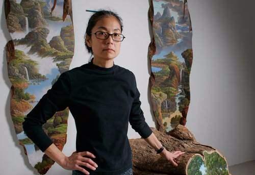 <p>Sanatçı Alison Moritsugu, keşfedilmeden önceki <strong>Amerika'yı kütüklere</strong> resmediyor. </p>