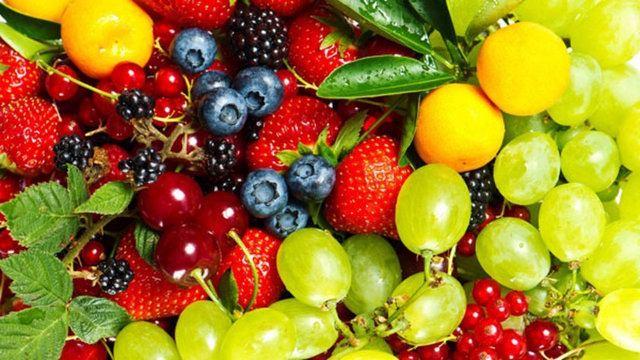 <p>Meyve ve sebzeleri zamanlarında yemek sağlık açısından çok faydalıdır. </p>
