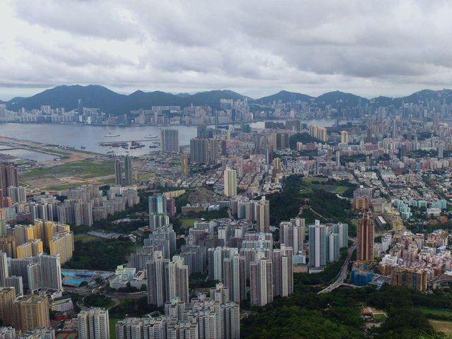 <p>1- Hong Kong</p>

<p>2013 ziyaretçi sayısı: 25,661.1</p>

<p>2014 ziyaretçi sayısı: 27,770.0</p>
