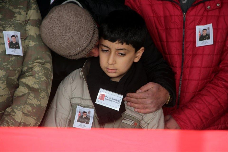 <p>Piyade Uzman Çavuş Ferhat Demir - Bursa<br />
</p>