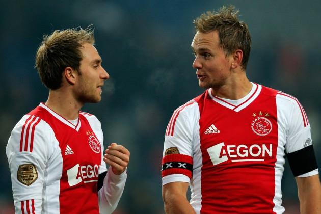 <p>Hollanda Eredivisie => Ajax</p>