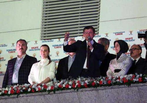 <p>AK Parti y&uuml;zde 40.8 oy ile 7 Haziran Genel Se&ccedil;imler&rsquo;inden de birinci parti olarak &ccedil;ıktı ve 13 yılda 10&rsquo;uncu galibiyetini almış oldu. AK Parti bu se&ccedil;imlerde tam 23 il&ccedil;ede y&uuml;zde 75&rsquo;den fazla oy aldı.</p>

<p>&nbsp;</p>
