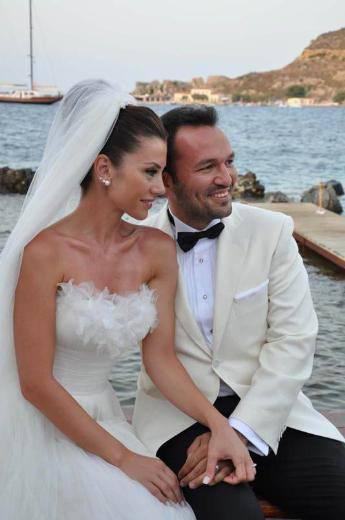 <p>Ali Sunal ve Gökçe Bahadır</p>