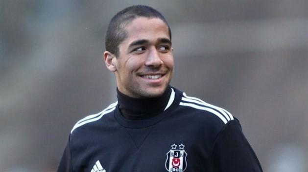 Alves : Takımdan ayrıldı