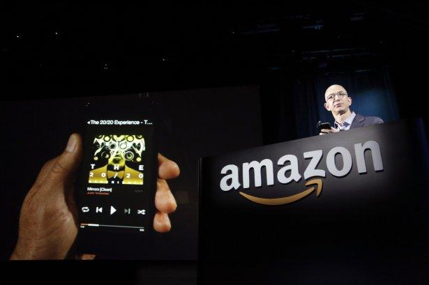 <p>Fire Phone’u Amazon’un CEO’su Amazon Jeff Bezos, Fire Phone’da video ve okuma imkanının harika olduğunu söyledi. <br />
 </p>
