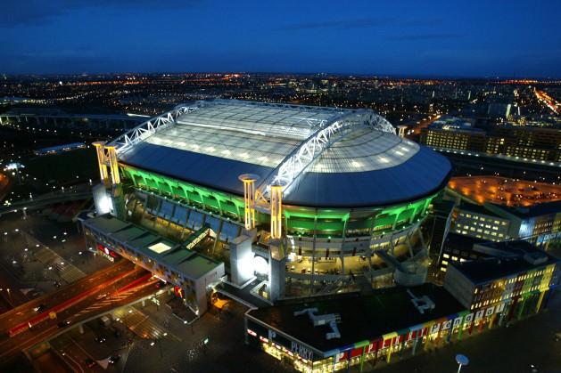 <p>Fenerbahçe UEFA Avrupa Ligi'nde perşembe günü Benfica ile kulüp tarihinin en önemli maçına çıkacak. Fenerbahçe finale kalırsa Amsterdam Arena'ya çıkacak...</p>