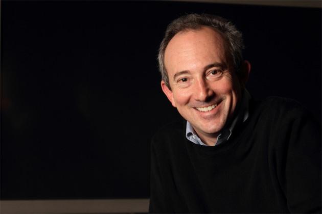 <p>David Agus... 48 yaşında olmasına rağmen dünyanın önde gelen kanser uzmanları arasında ilk sıralarda... Adı, 2003'te yakalandığı pankreas kanseri nedeniyle 2011 yılında yaşamını yitiren Apple'ın kurucusu Steve Jobs'la gündeme gelse de tedavisini üstlendiği ünlü isimler arasında müzisyen Neil Young, ABD'li bisikletçi Lance Armstrong, aktör Dennis Hopper da var.</p>