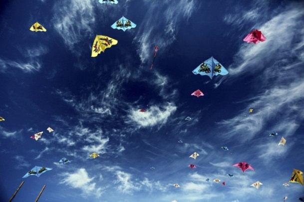 <p>Anadolu Ajansı Gözüyle 2014: Gazzeli çocuklar, Japonya'da 11 Mart 2011'de yaşanan deprem ve tsunami felaketini anmak amacıyla uçurtma uçurdu. 11.3.2014 (Mustafa Hassona - Anadolu Ajansı)</p>
