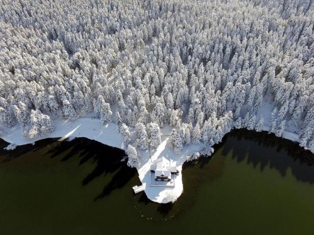 <p>Fotoğraf tutkunu Hakan Ka'nın, 500 metre yükseklikten insansız hava aracı drone ile çektiği fotoğraflar ilgi gördü.</p>

<p> </p>
