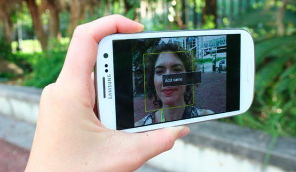 <p>Front cam ile ön kameranızı açabilirsiniz.</p>
