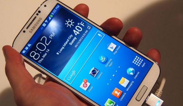 <p>Green butonuna tıklayarak ekranı yeşil yapabilirsiniz.</p>
