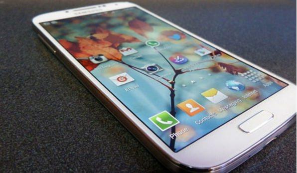 <p>Blue butonuna tıklayarak ekranı mavi yapabilirsiniz.</p>
