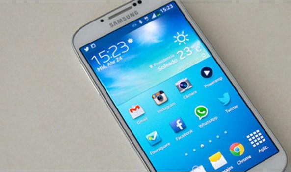 <p>Black butonuna tıklayarak ekranı siyah yapabilirsiniz.</p>
