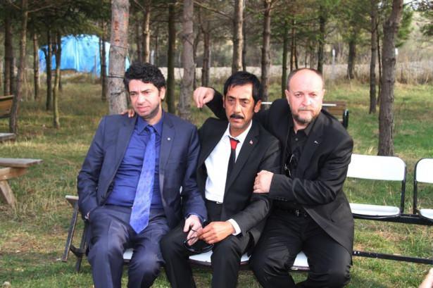 <p>Sanata yönelen ve mühendislik mesleğini hiç yapmayan Ankaralı Namık ölümüyle sevenlerini üzdü.</p>
