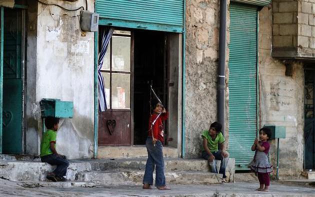 Suriye'deki saldırılar-Şam'ın Seyyide Zeyneb bölgesinde cenaze törenine düzenlenen saldırıda ölü sayısı 100'ü geçti