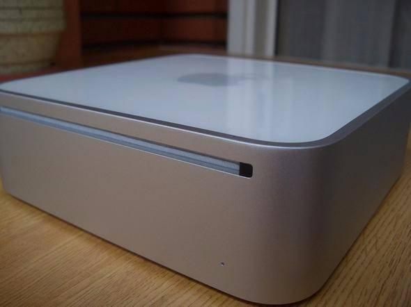 <p>Mac mini (2009 Sonu)</p>
