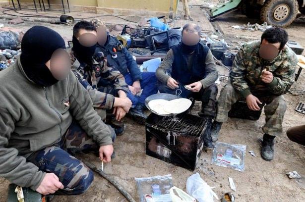 <p>İşte vatanın birliği, b&uuml;t&uuml;nl&uuml;ğ&uuml; ve huzuru i&ccedil;in ter&ouml;ristlere g&ouml;z a&ccedil;tırmayan g&uuml;venlik g&uuml;&ccedil;lerimiz...</p>
