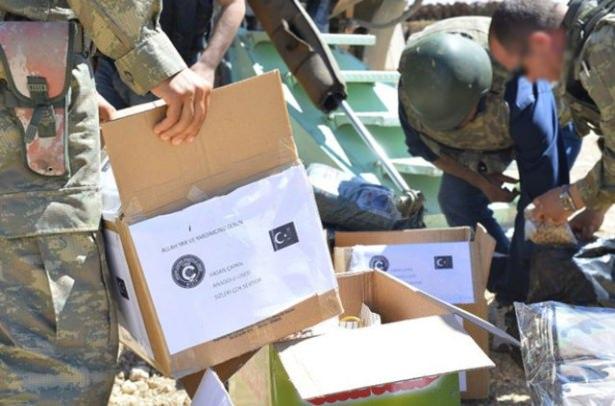 <p>İlçede devam eden operasyonlar sırasında bu sabah PKK'lılar tarafından bir binaya yerleştirilen el yapımı patlayıcının infilak ettirilmesi sonucu 2 asker şehit oldu, 2 asker yaralandı.</p>
