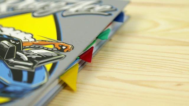 <p>Ataşlara renkli işaretler takıp, kitap ve defter bölümlerini ayırabilirsiniz. </p>
