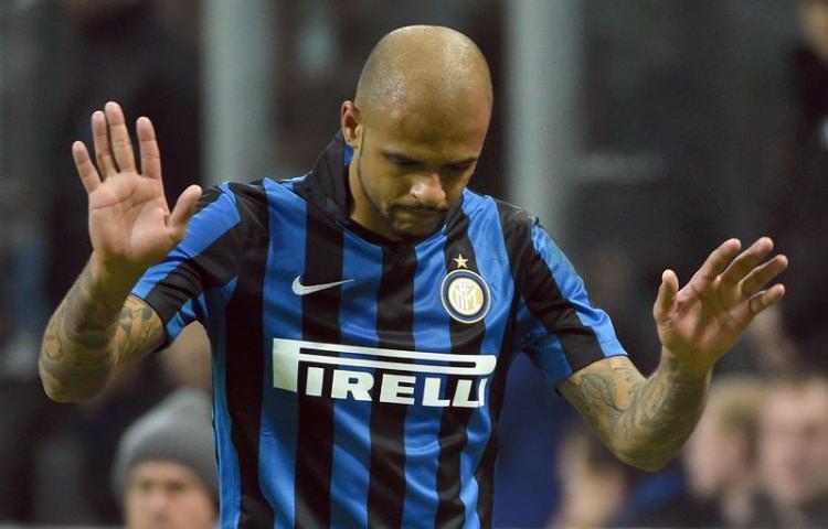 <p>Felipe Melo: Terörü lanetliyorum, teröre dur diyelim.</p>