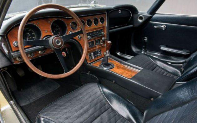 <p>Toyota 2000GT</p>