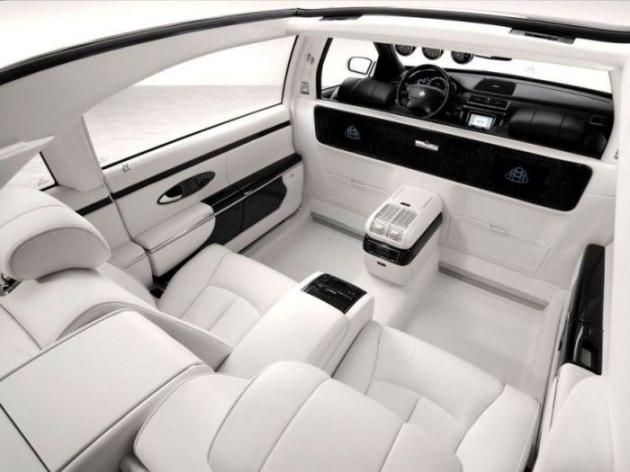 <p>Maybach 62 Landaulet</p>