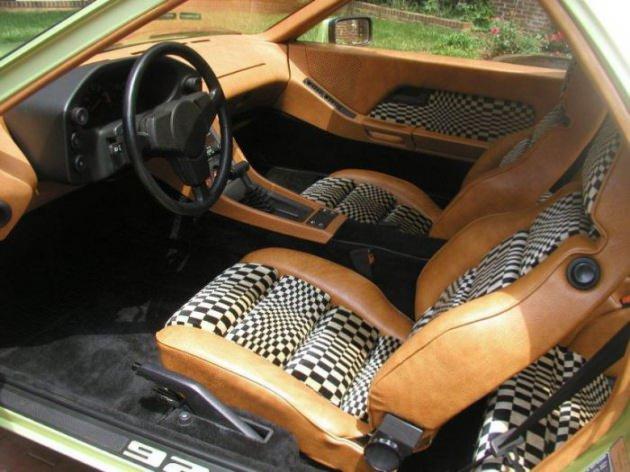 <p>Porsche 928</p>