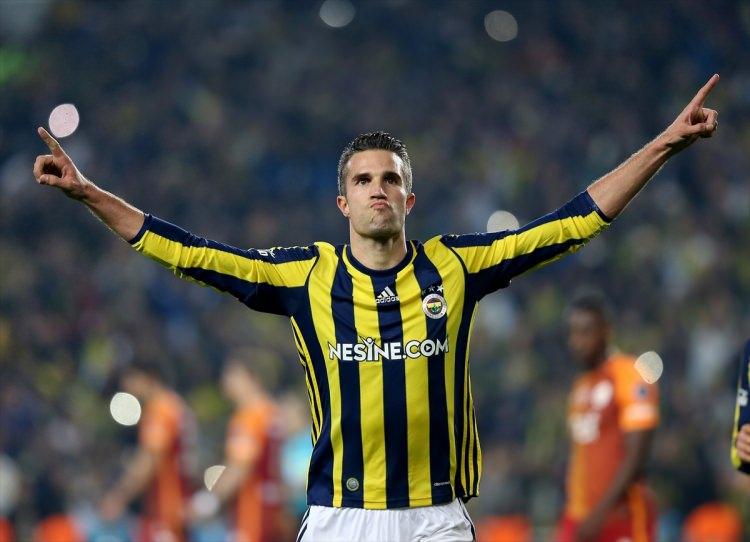 <p>AOL (İngiltere) - Van Persie'nin golleri Fenerbahçe'ye zaferi getirdi!</p>