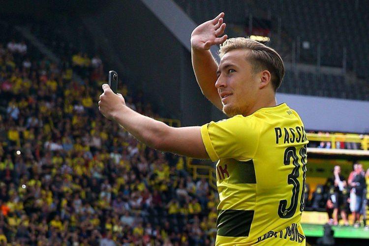 <p>Felix Passlack</p>

<p>Dortmund, Felix Passlack'ın sözleşmesini 2021'e kadar uzatırken oyuncuyu 2 yıllığında Hoffenheim'a kiraladı. </p>
