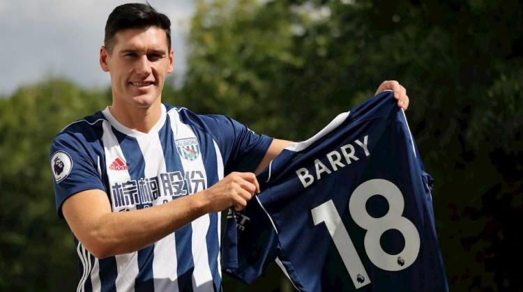 <p>Gareth Barry</p>
<p>West Bromwich Albion, Gareth Barry'le 1+1 yıllık sözleşme imzaladı. </p>