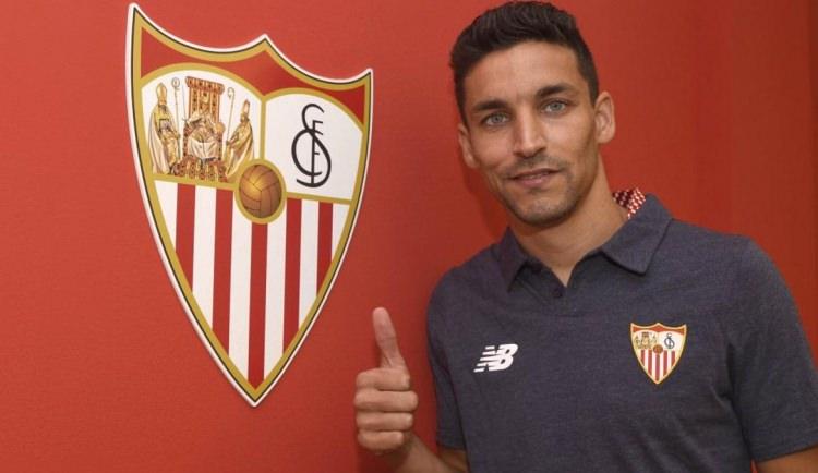 <div>Jesus Navas</div>
<div> </div>
<div>Sevilla, Manchester City'den ayrılan eski oyuncusu Jesus Navas'ı kadrosuna kattı. İspanyol futbolcuyla 4 yıllık anlaşma sağlayan Sevilla, herhangi bir bonservis bedeli ödemeyecek.</div>