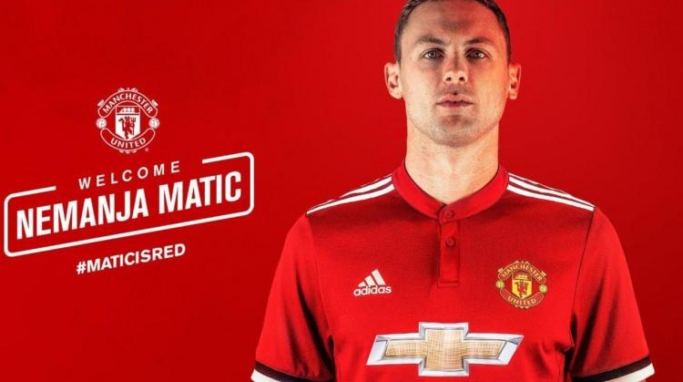 <div>Nemanja Matic</div>
<div> </div>
<div>44 milyon euro'ya Chelsea'den Manchester United'a </div>
