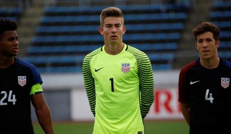 <div>Jonathan Klinsmann</div>
<div> </div>
<div>Almanya Birinci Futbol Ligi (Bundesliga) ekiplerinden Hertha Berlin, Almanya ve ABD milli takımlarının eski teknik direktörü Jürgen Klinsmann'ın oğlu20 yaşındaki kaleci Jonathan Klinsmann ile sözleşme imzaladı. </div>