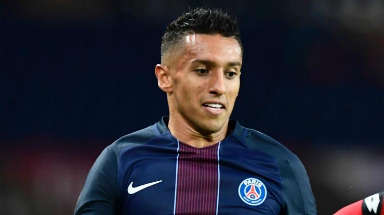 <div>Marquinhos</div>
<div> </div>
<div>Fransa Birinci Futbol Ligi (Ligue 1) ekibi Paris Saint-Germain (PSG), Brezilyalı savunma oyuncusu Marquinhos'un sözleşmesini yeniledi.</div>
<div> </div>
<div>Kulüpten yapılan açıklamada, 23 yaşındaki Marquinhos'un sözleşmesinin 30 Haziran 2022'ye kadar uzatıldığı bildirildi.</div>