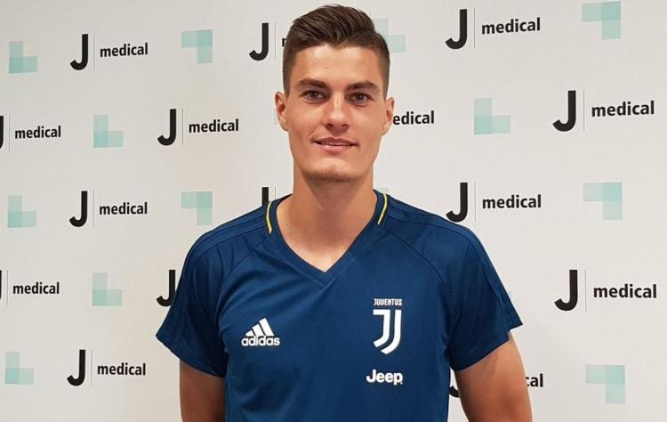 <div>Patrik Schick</div>

<div> </div>

<div>25 milyon euro'ya Sampdoria'dan Juventus'a </div>
