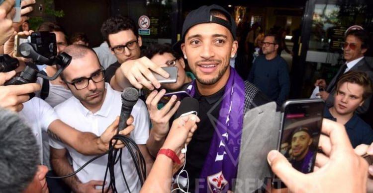 <div>Vitor Hugo</div>

<div> </div>

<div>Adı Galatasaray'la da anılan 26 yaşındaki stoper Vitor Hugo, 8 milyon € bonservis karşılığında Fiorentina'ya imza attı. </div>
