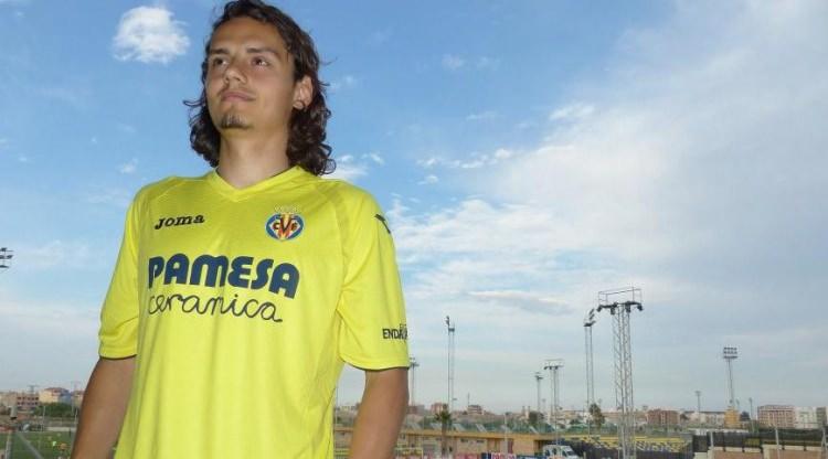<div>Enes Ünal</div>

<div> </div>

<div>Villarreal, Manchester City'den genç futbolcuyu 14 milyon euro'ya kadrosuna kattı. Anlaşmaya göre City, 20 milyon euro'ya oyuncuyu geri alabilir: </div>
