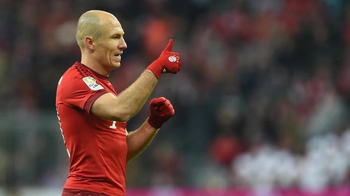 <p>4- Bayern Münih (1.200.000)</p>
