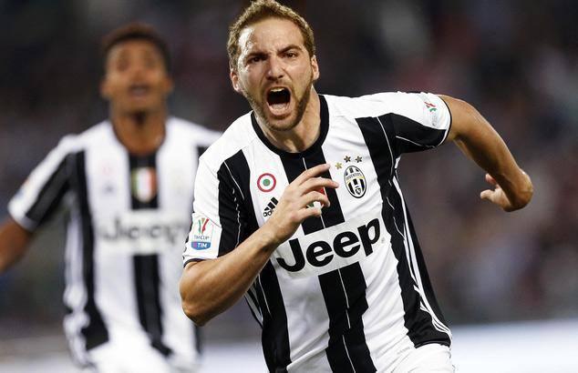 <p>9- Juventus (452.000)</p>
